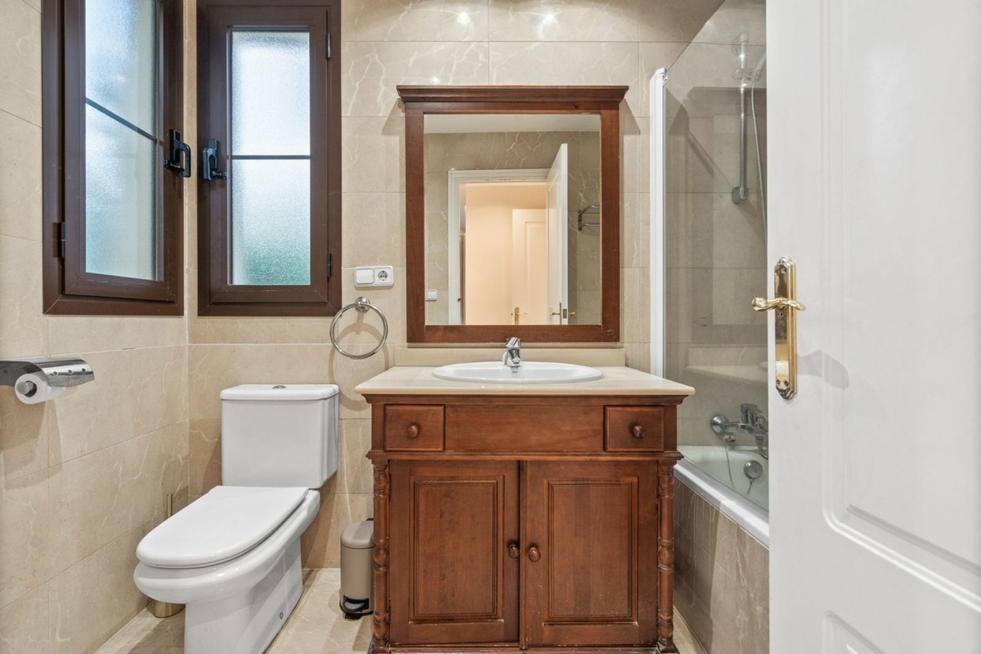 Resale - apartment - Benahavís - Los Arqueros