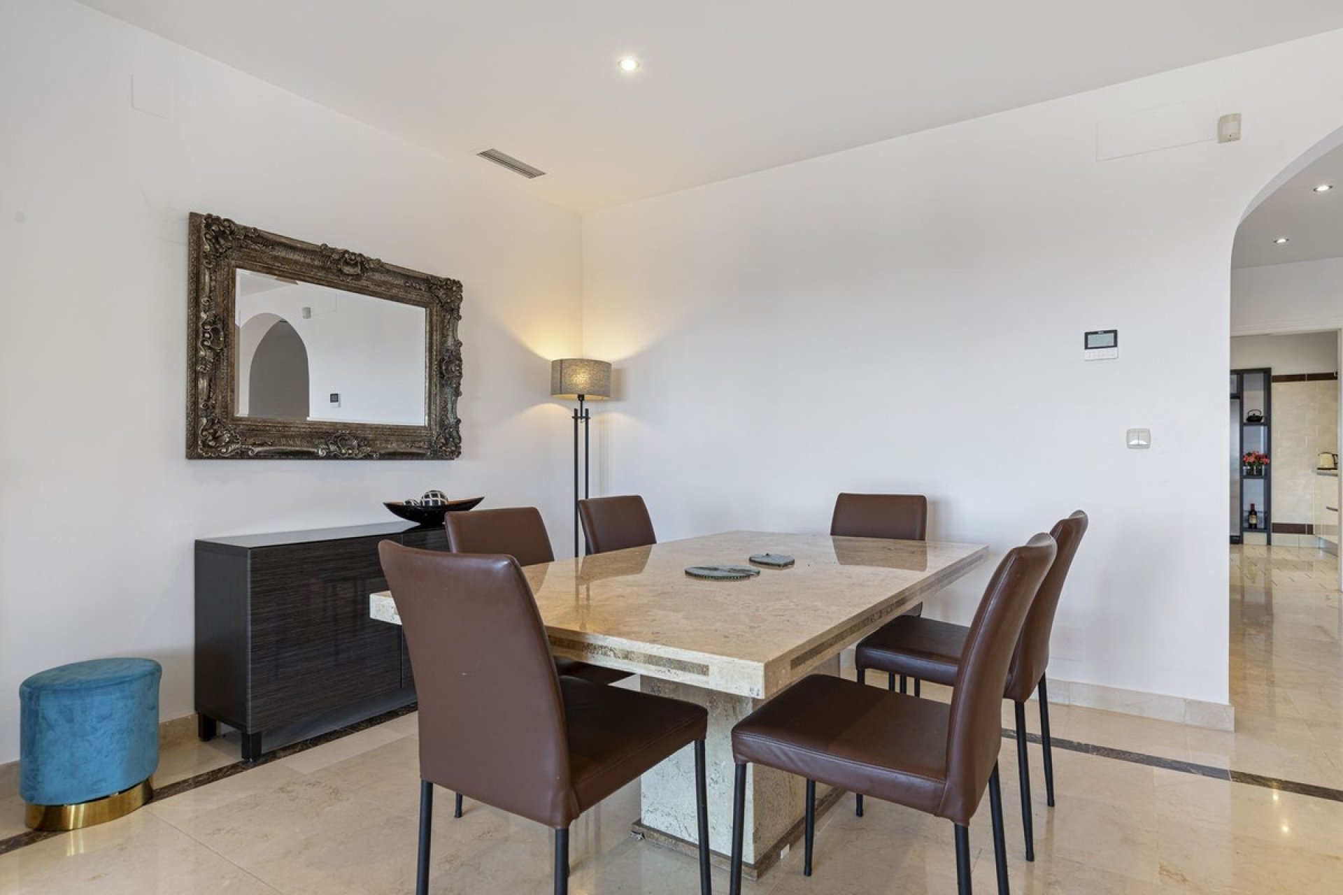 Resale - apartment - Benahavís - Los Arqueros