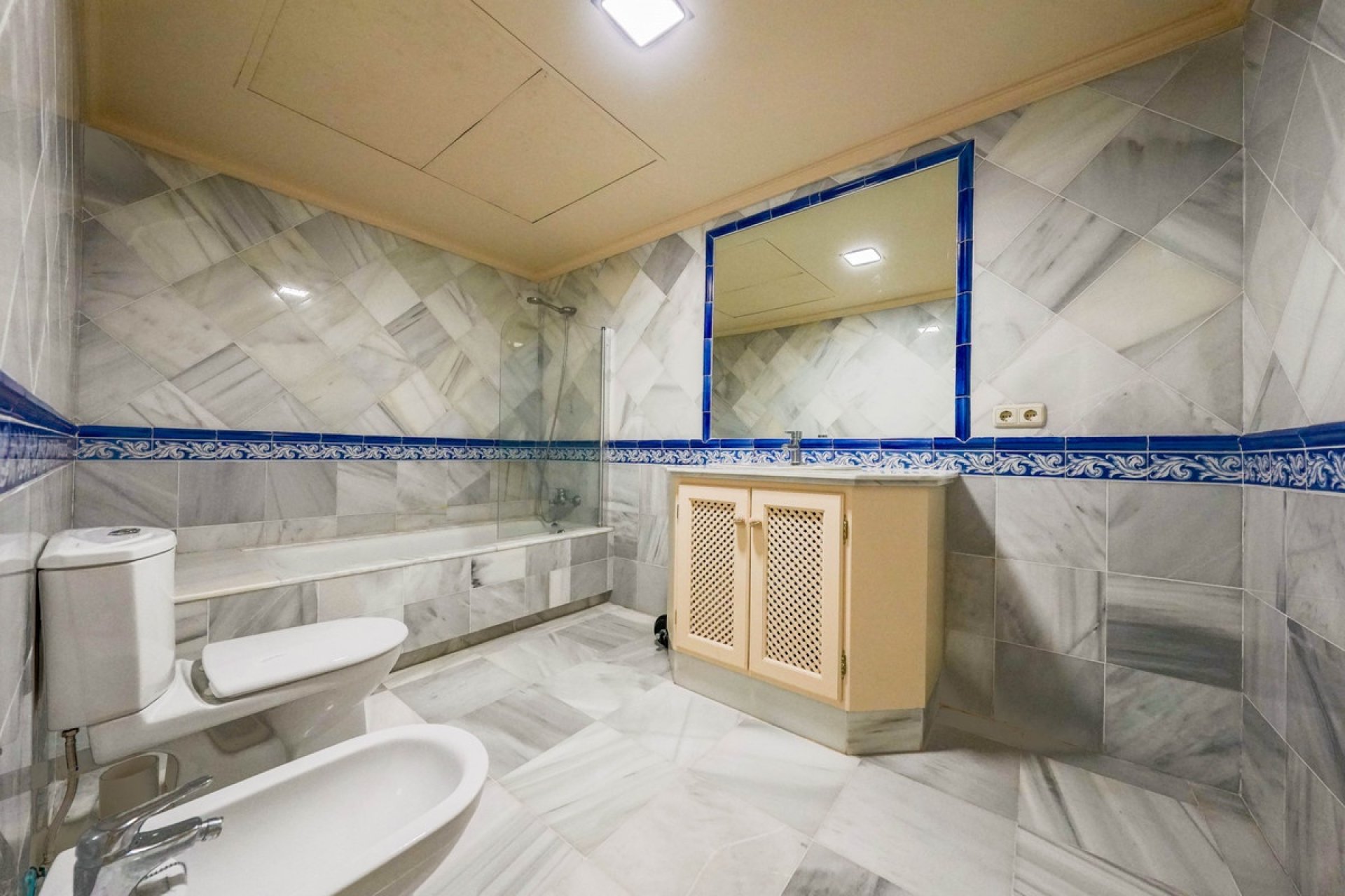 Resale - apartment - Benahavís - Monte Halcones