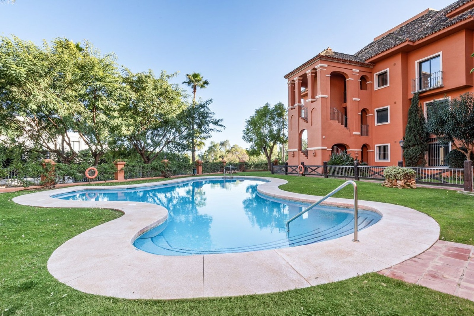 Resale - apartment - Benahavís - Monte Halcones