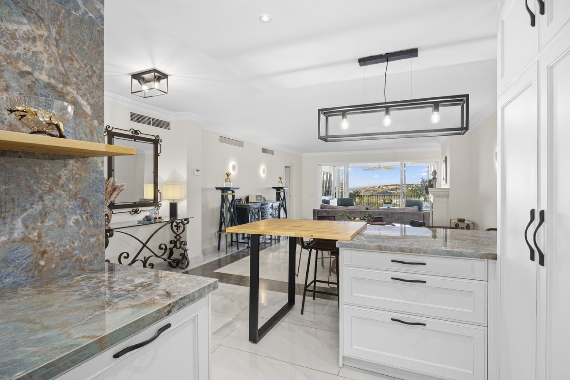 Resale - apartment - Benahavís - Monte Halcones