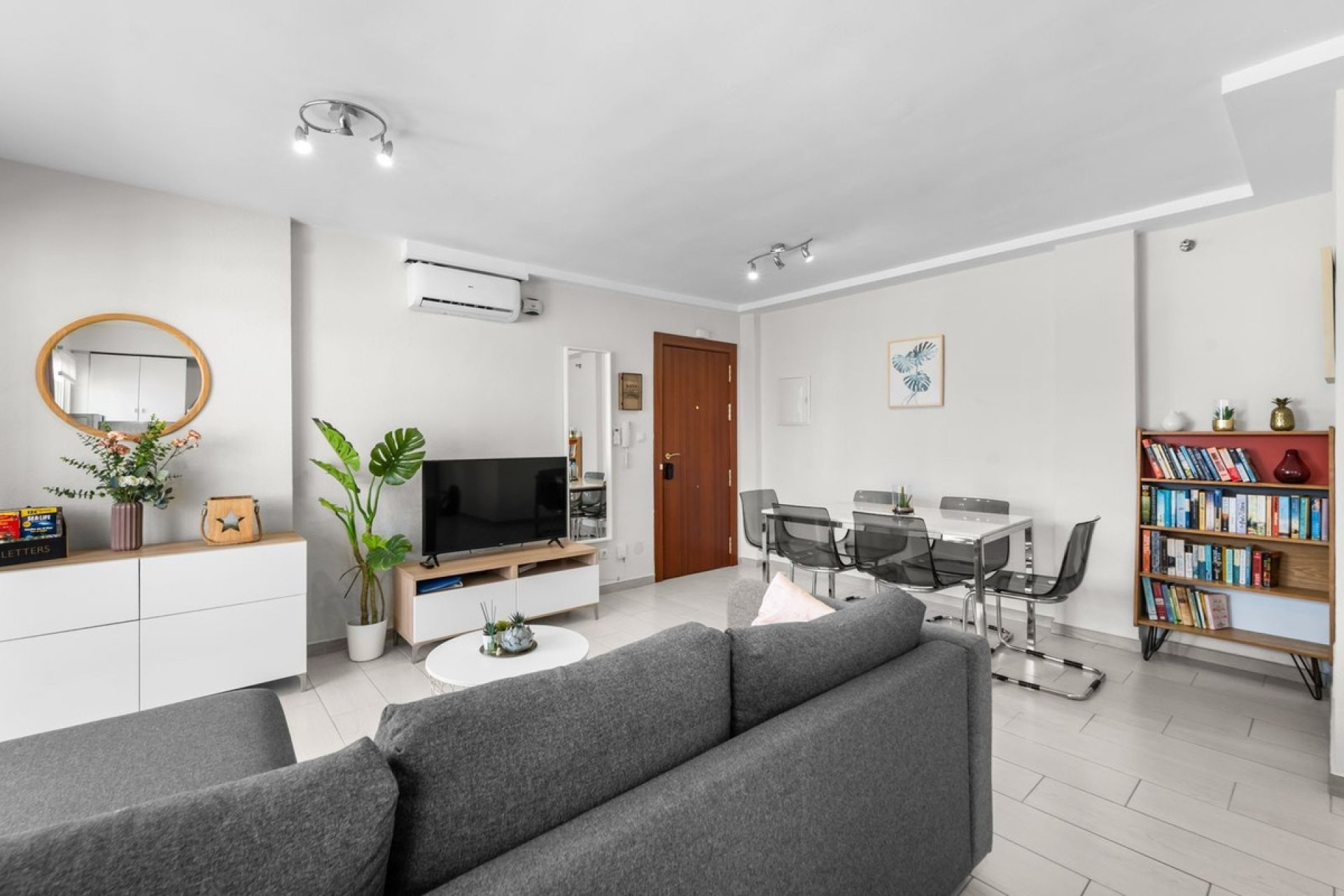 Resale - apartment - Benalmadena - Benalmadena Centro
