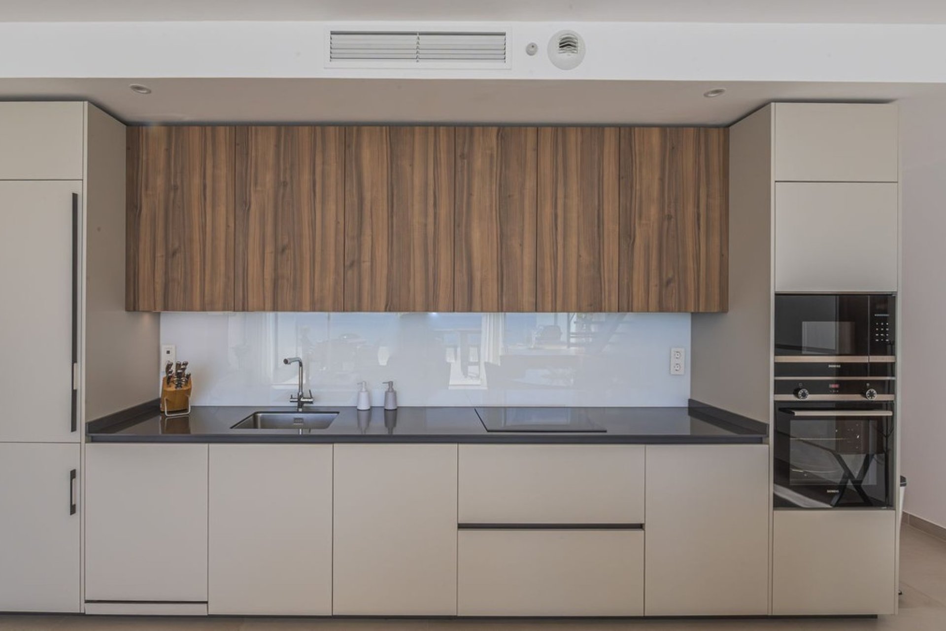 Resale - apartment - Benalmadena - Benalmadena Centro