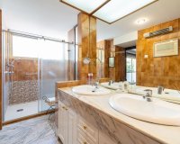 Resale - apartment - Benalmadena - Benalmadena Centro