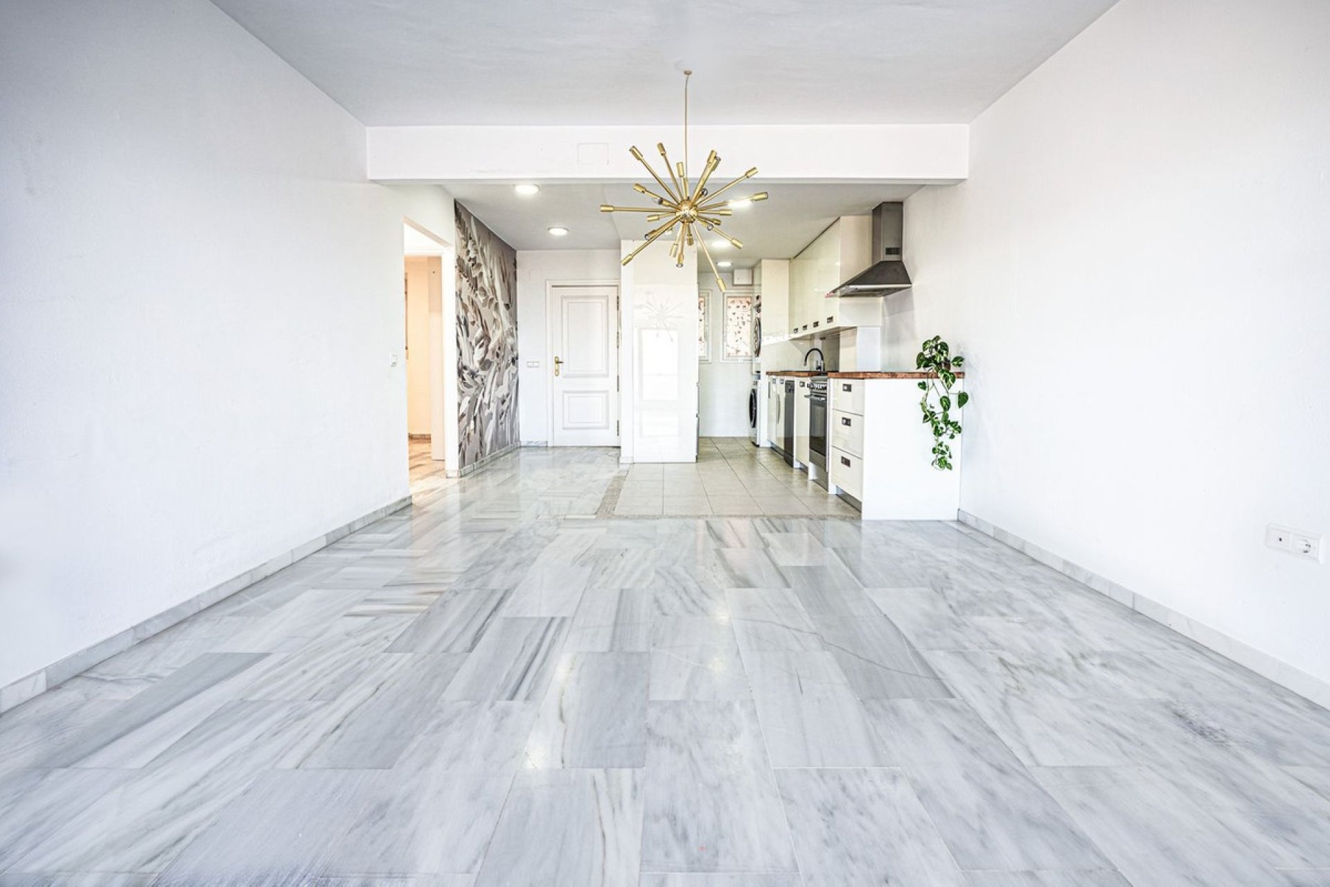 Resale - apartment - Benalmadena - Benalmadena Centro