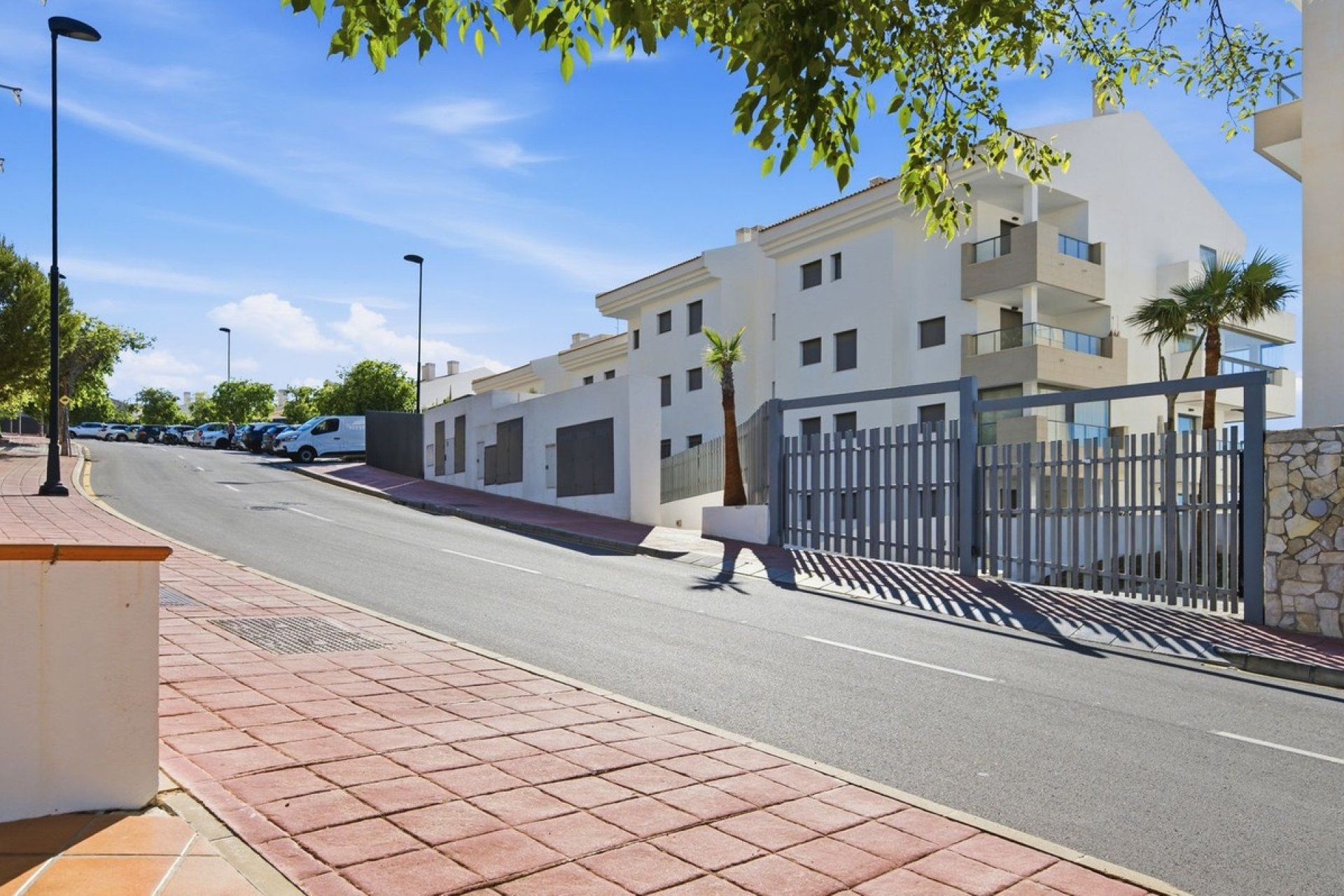 Resale - apartment - Benalmadena - Benalmadena Centro