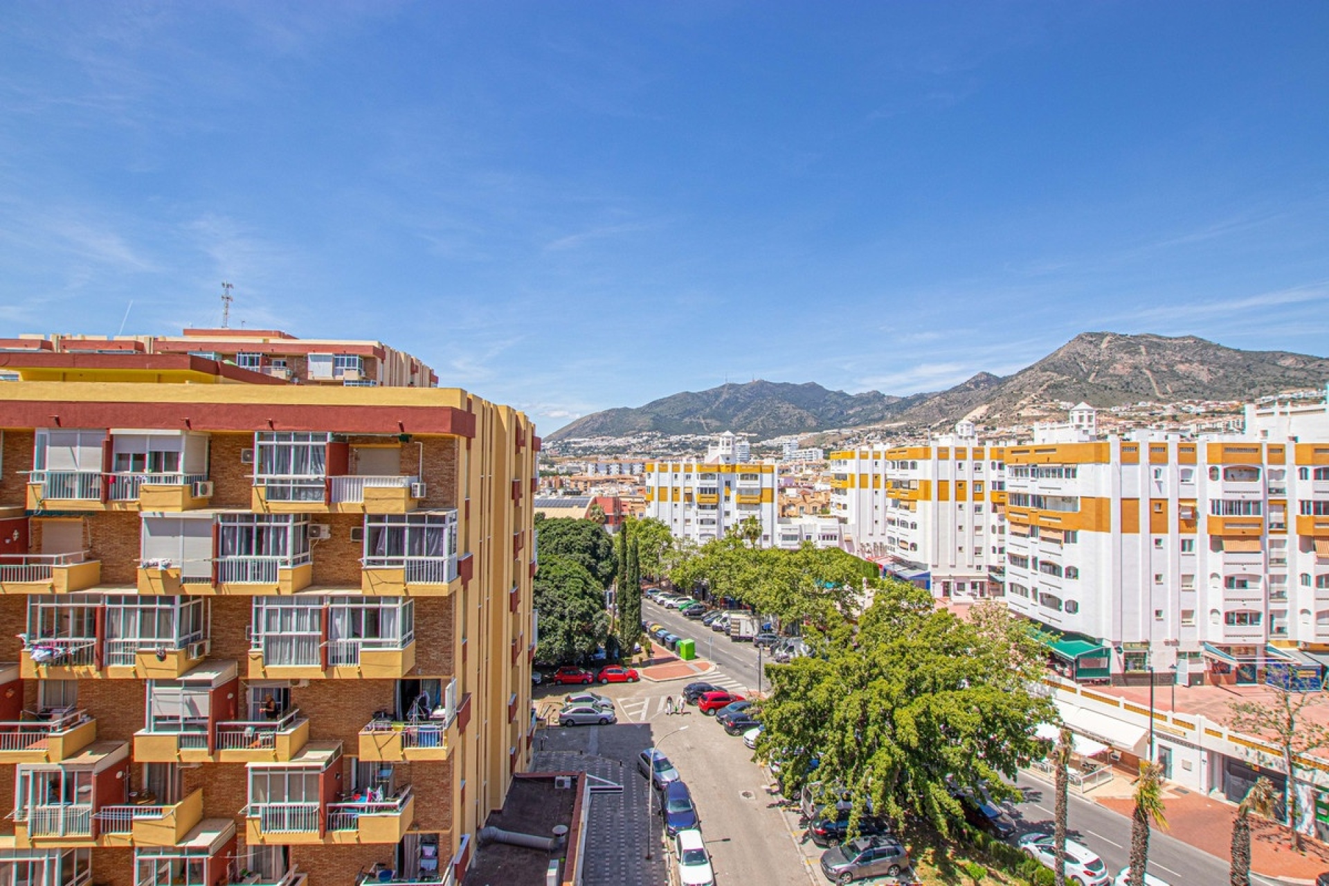 Resale - apartment - Benalmadena - Benalmadena Centro