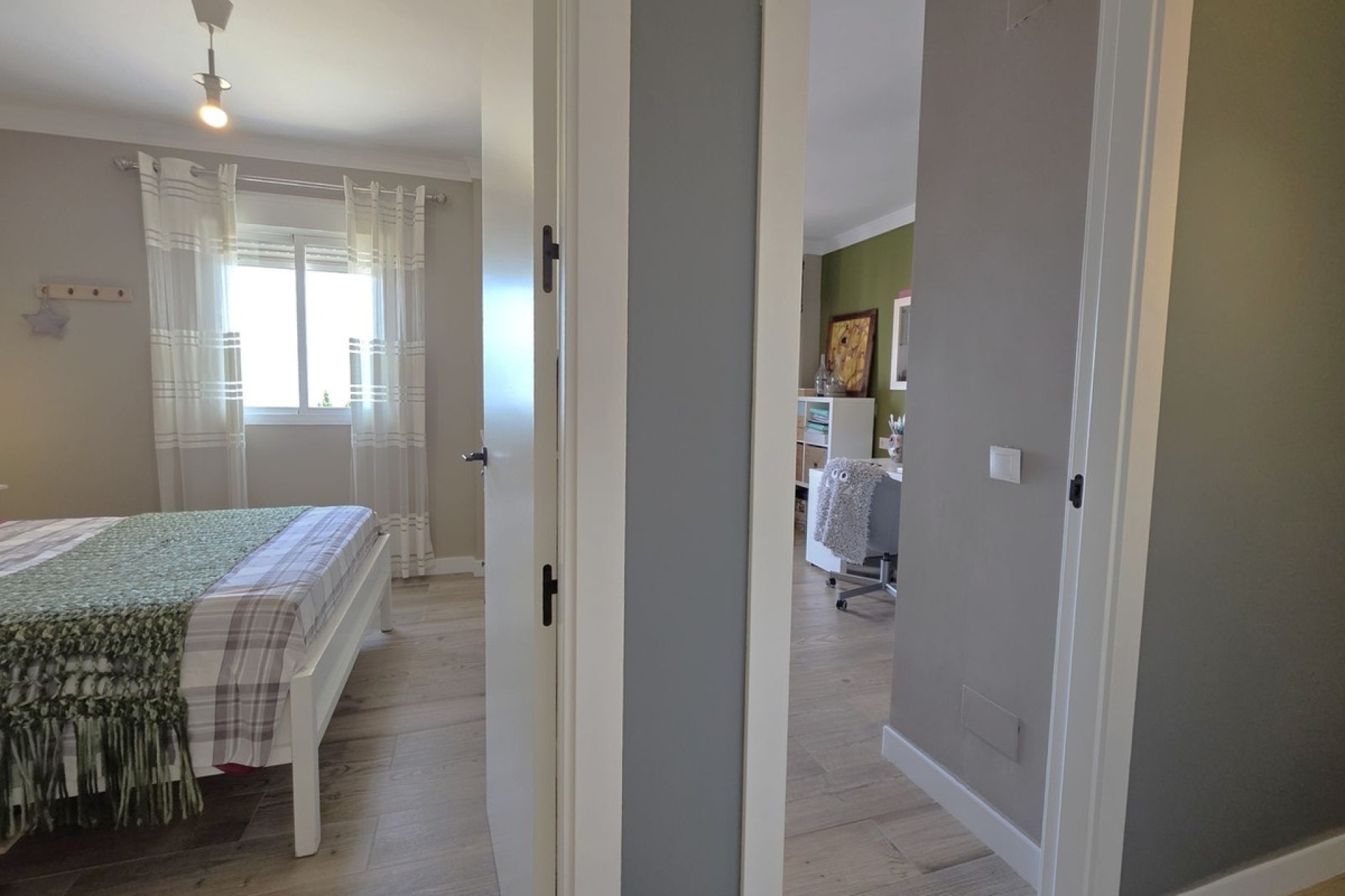 Resale - apartment - Benalmadena - Benalmadena Centro