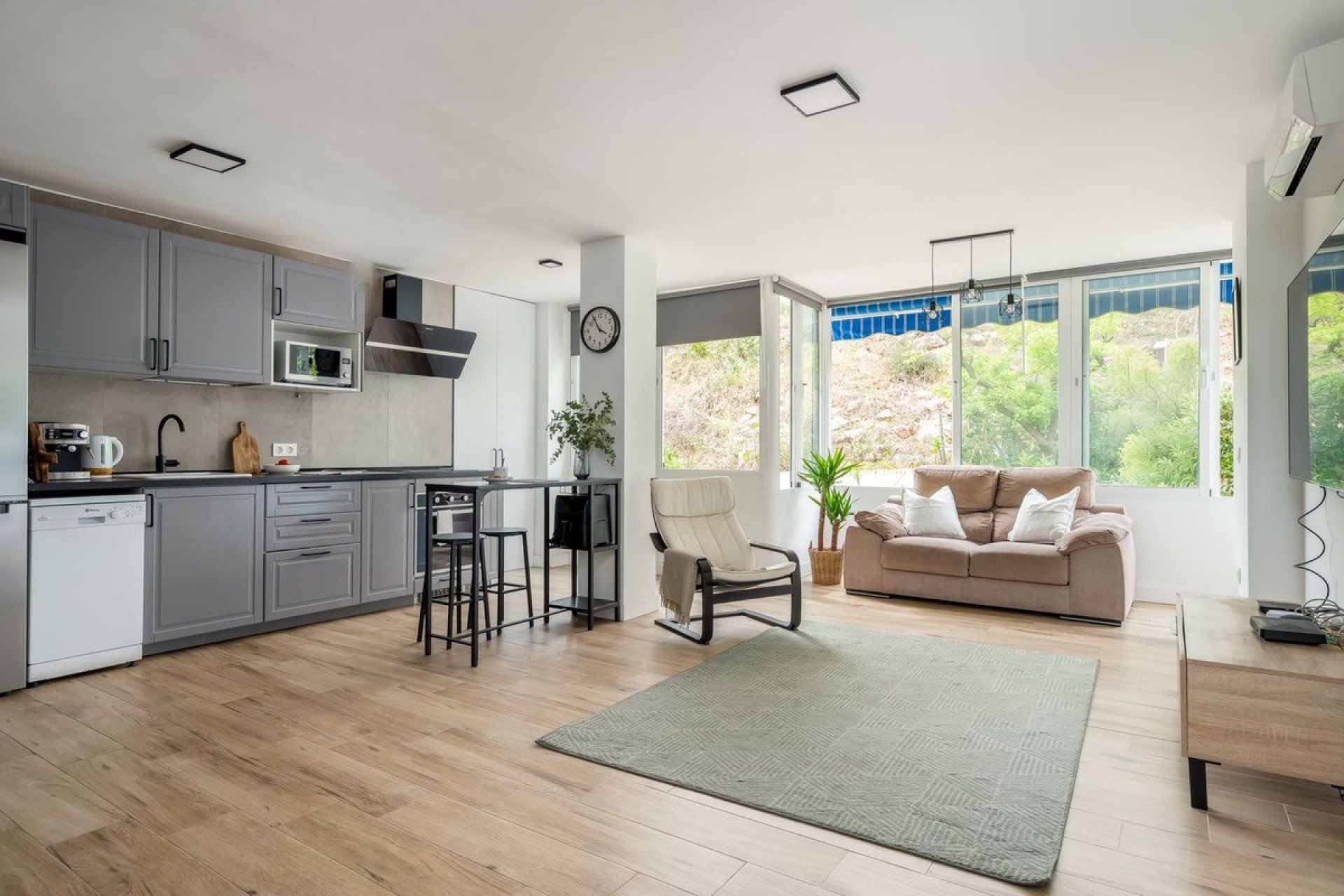 Resale - apartment - Benalmadena - Benalmadena Centro