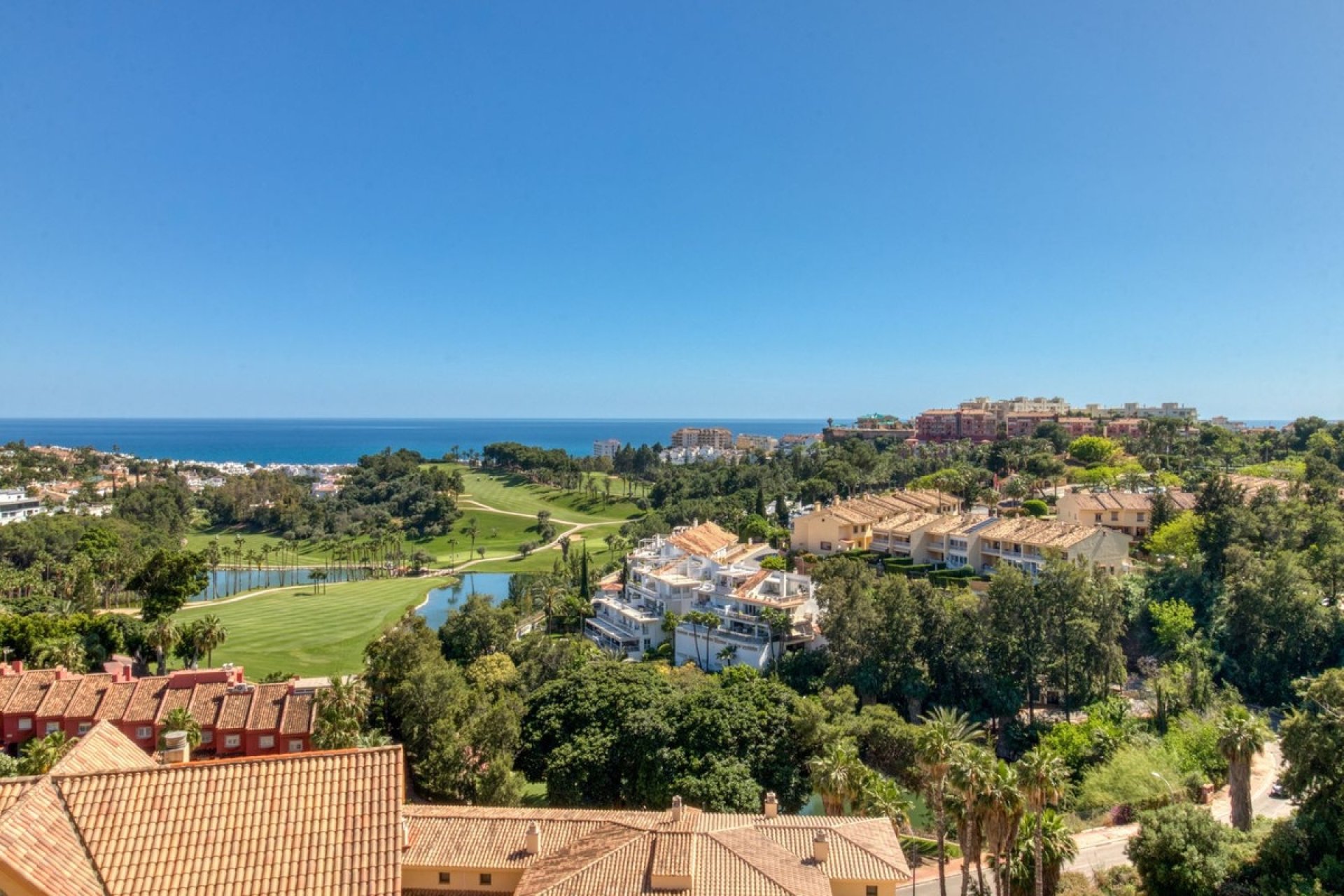 Resale - apartment - Benalmadena - Benalmadena Centro