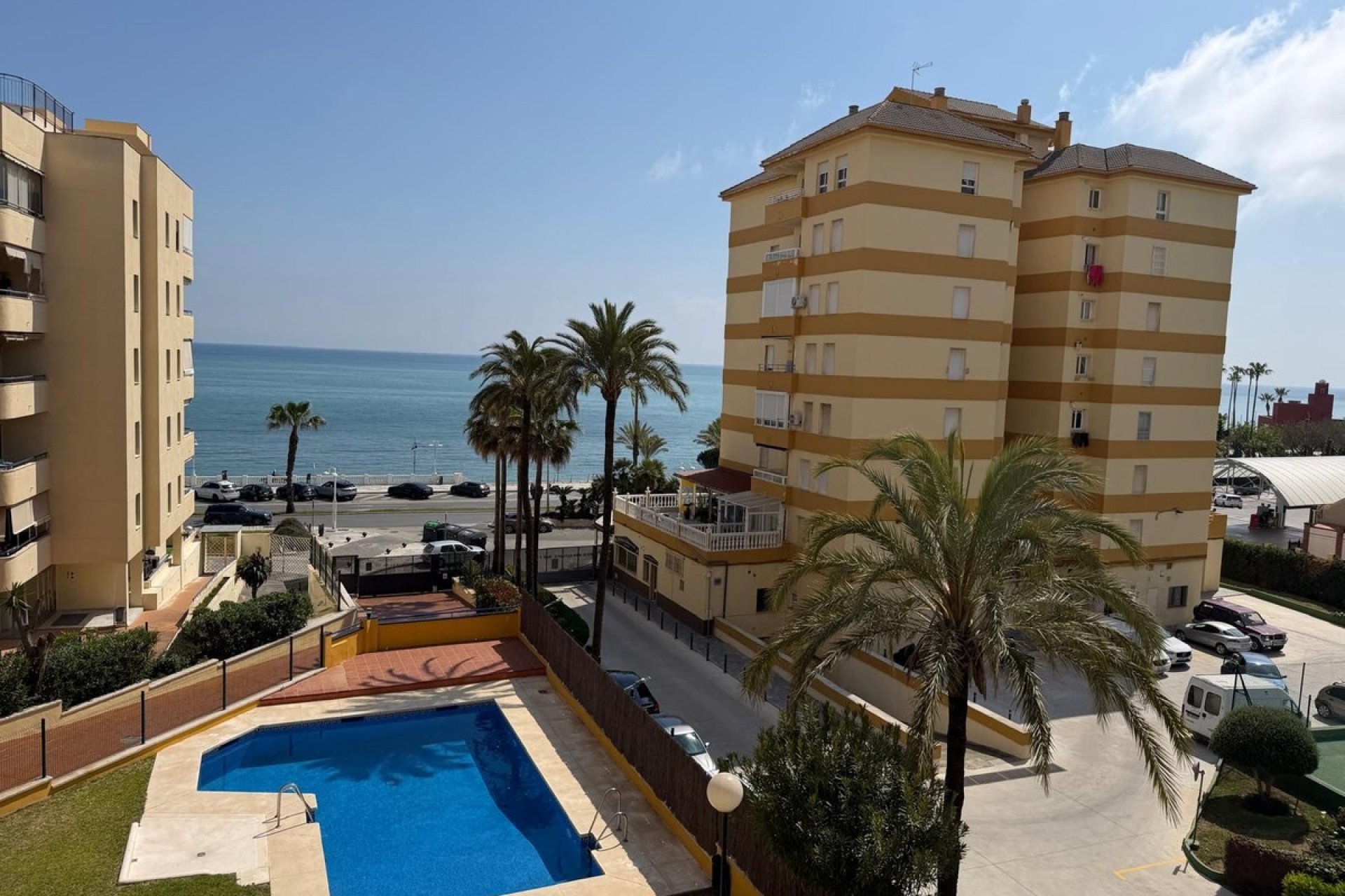 Resale - apartment - Benalmadena - Benalmadena Centro