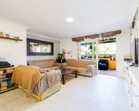 Resale - apartment - Benalmadena - Benalmadena Centro