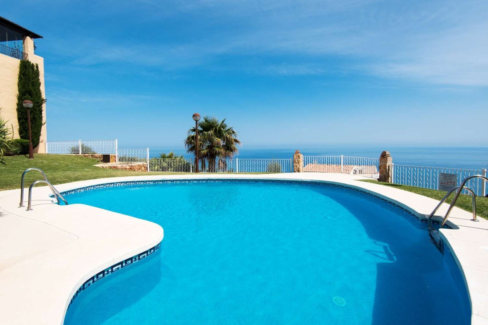 Resale - apartment - Benalmadena - Benalmadena Centro