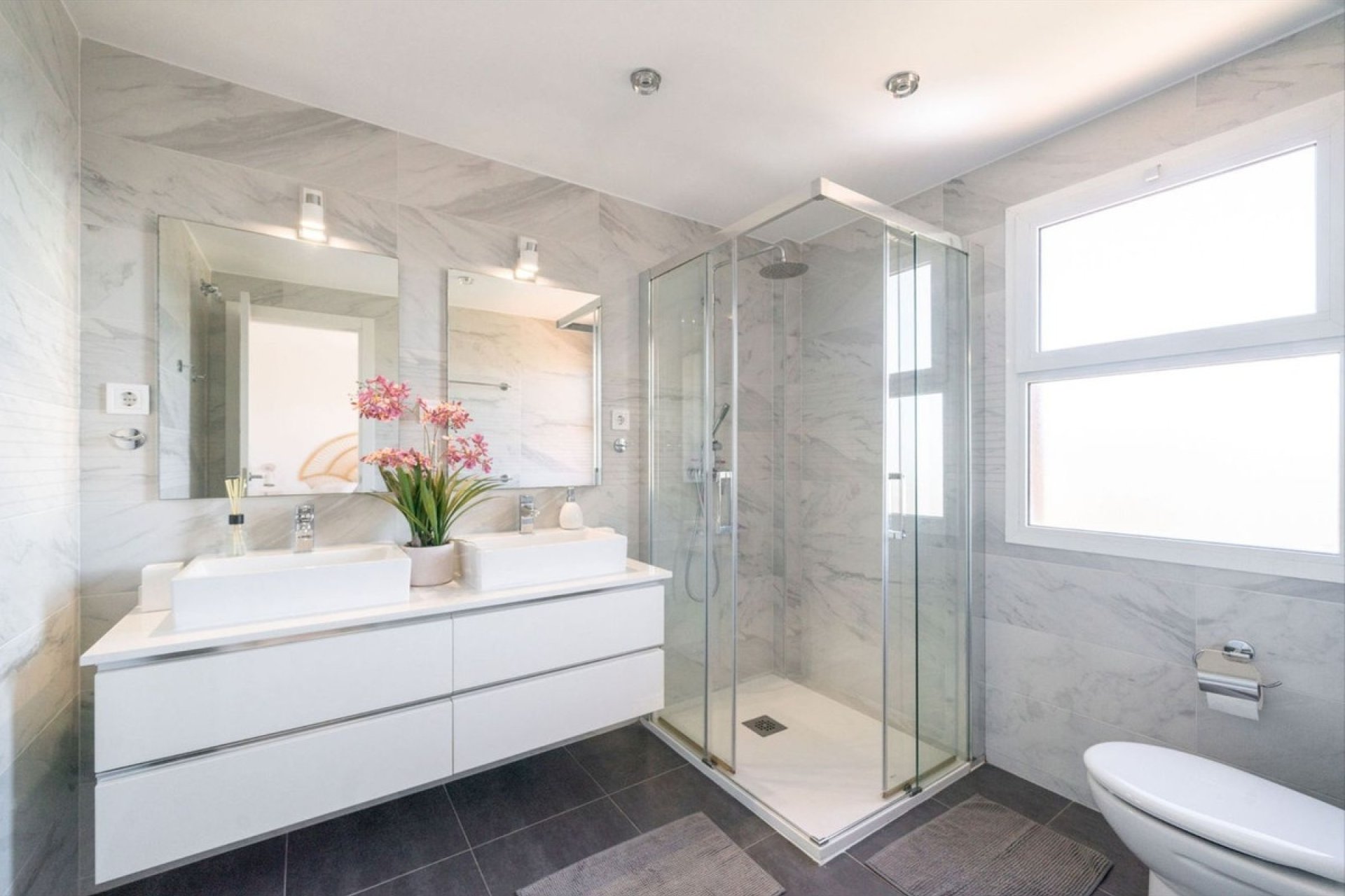 Resale - apartment - Benalmadena - Benalmadena Costa