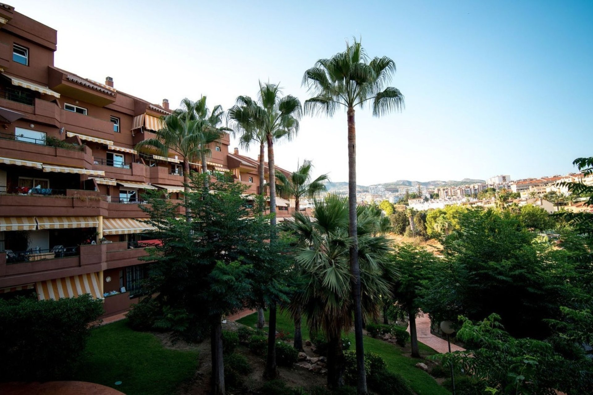 Resale - apartment - Benalmadena - Benalmadena Costa