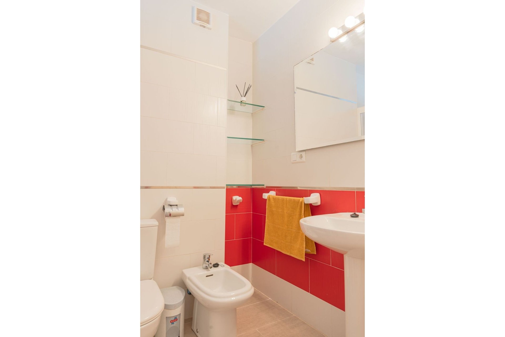 Resale - apartment - Benalmadena - Benalmadena Costa