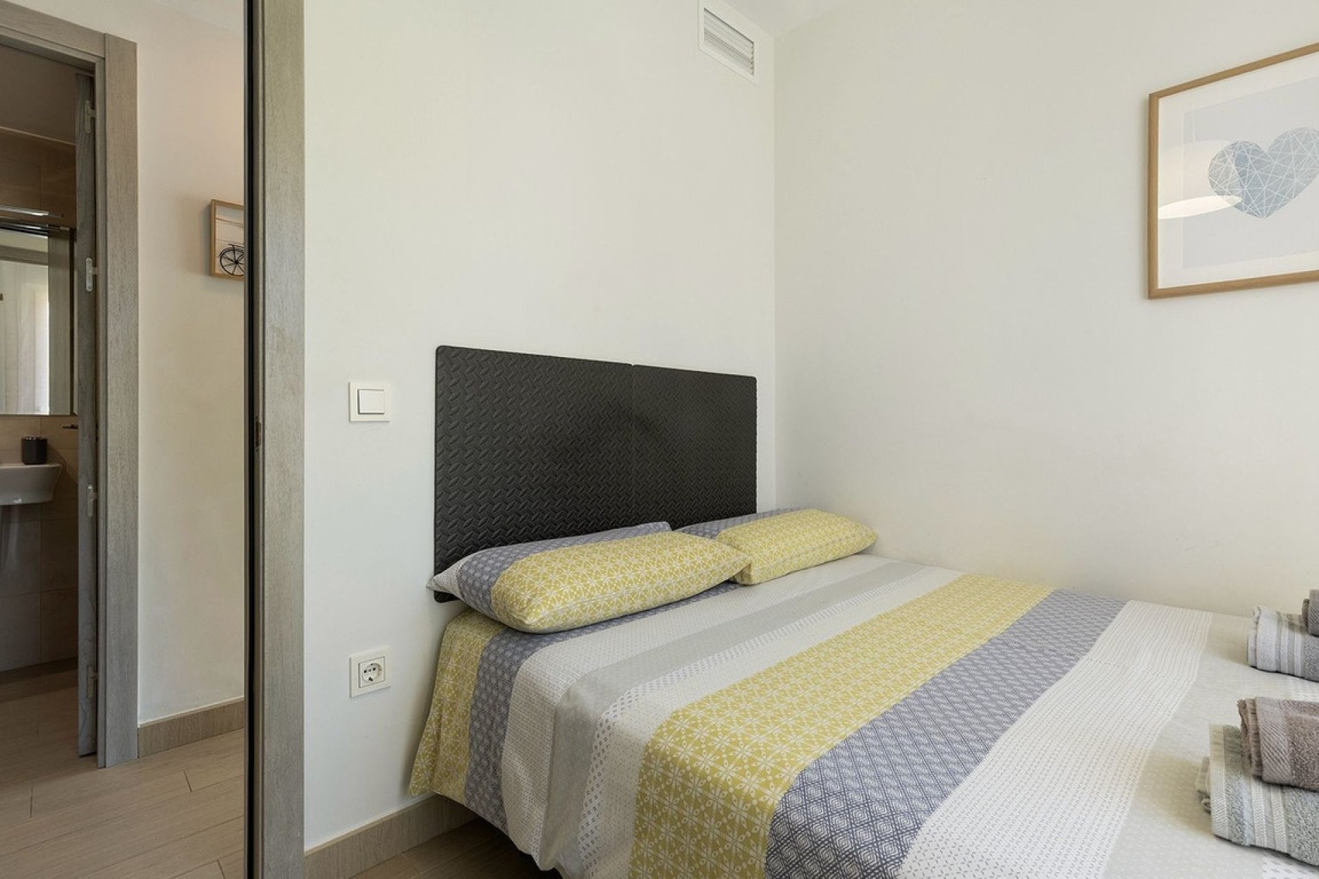 Resale - apartment - Benalmadena - Benalmadena Costa