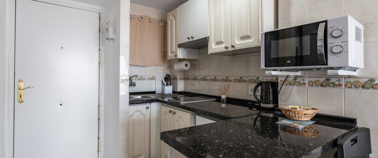 Resale - apartment - Benalmadena - Benalmadena Costa