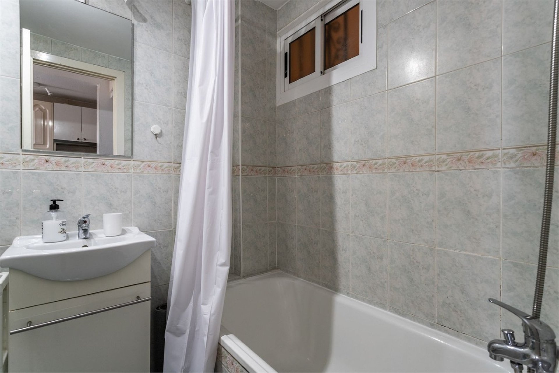 Resale - apartment - Benalmadena - Benalmadena Costa