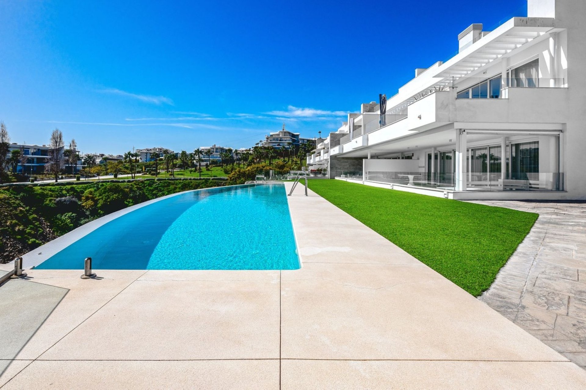 Resale - apartment - Benalmadena - Benalmadena Costa