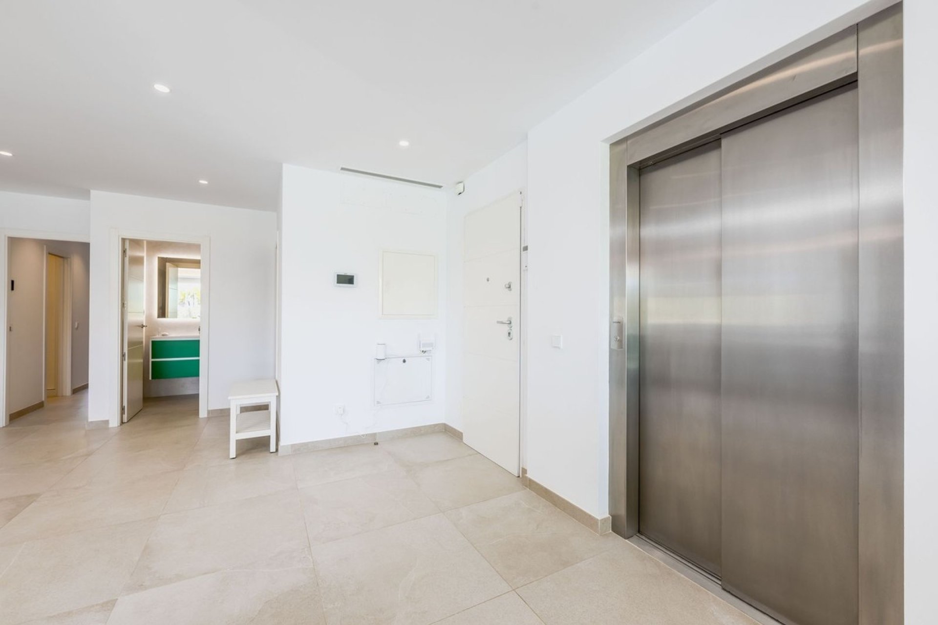 Resale - apartment - Benalmadena - Benalmadena Costa