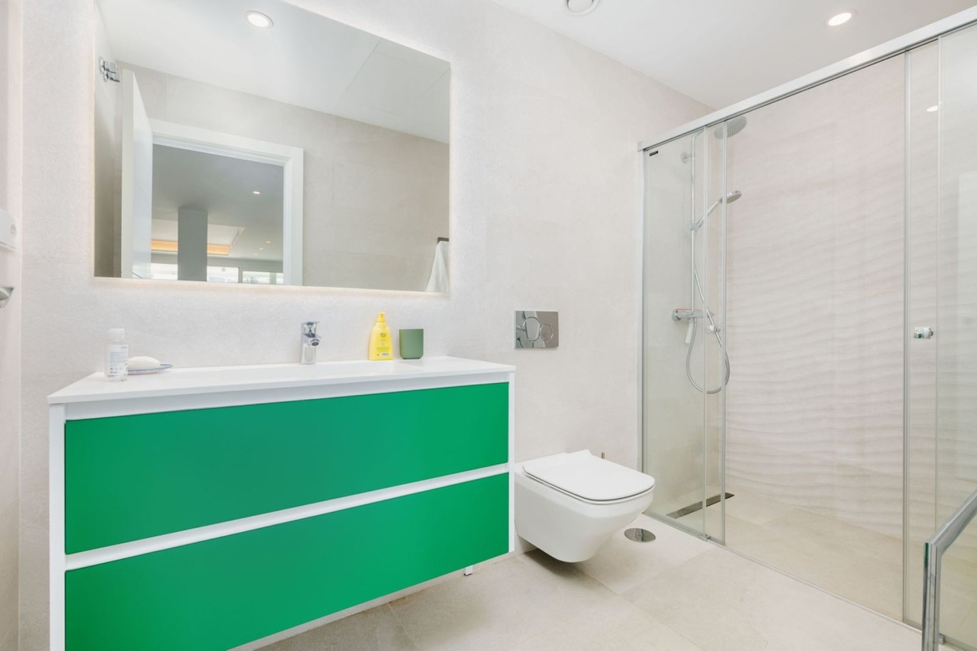Resale - apartment - Benalmadena - Benalmadena Costa