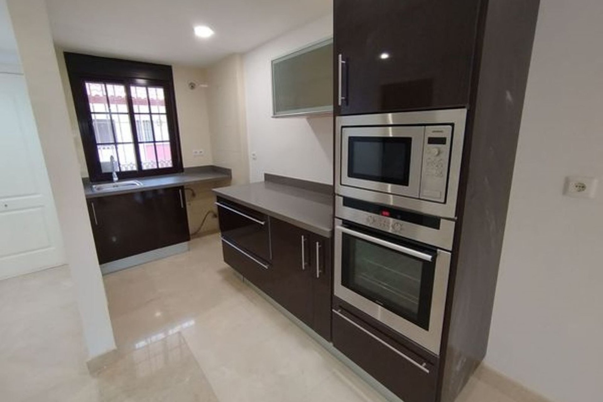 Resale - apartment - Benalmadena - Benalmadena Costa