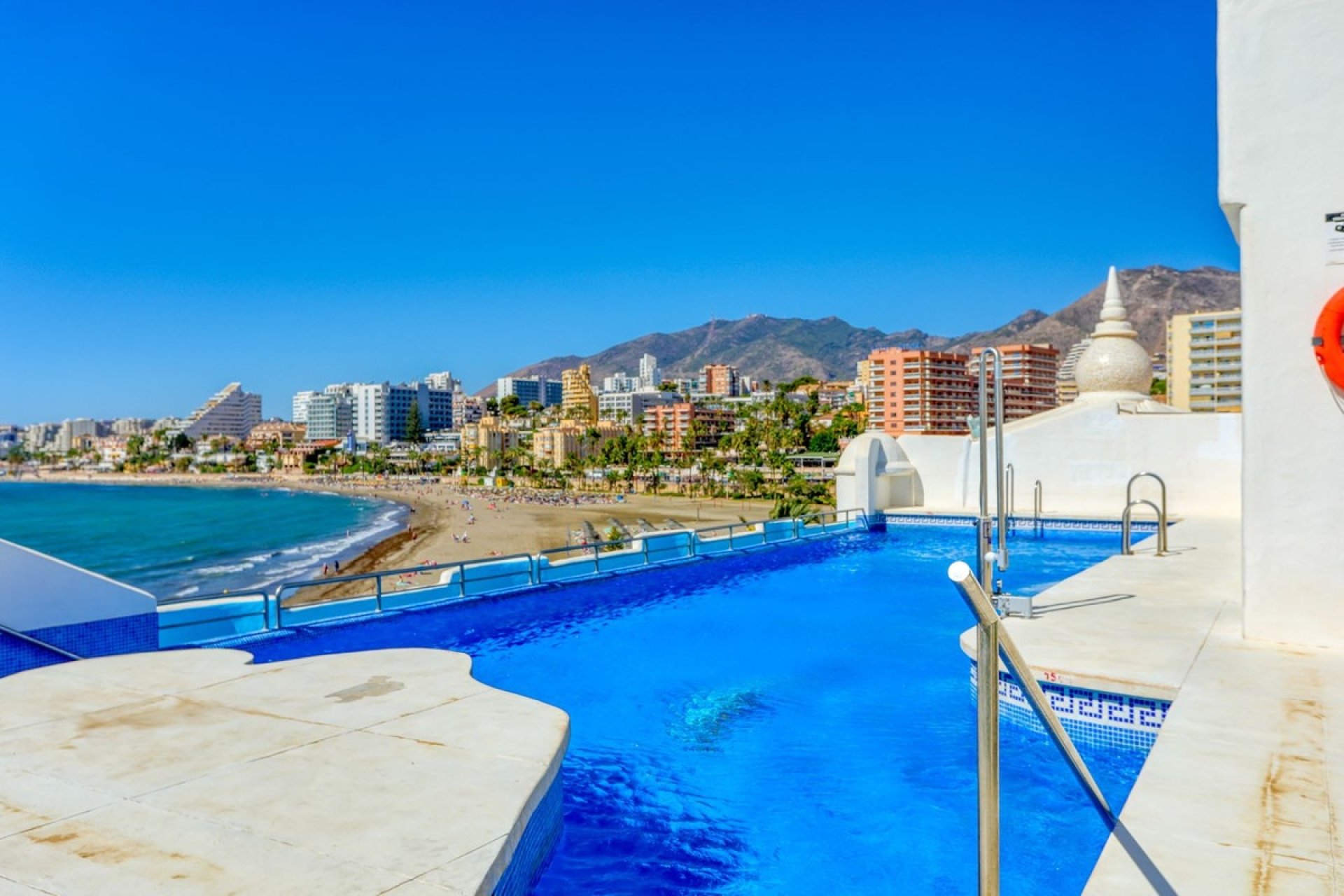 Resale - apartment - Benalmadena - Benalmadena Costa