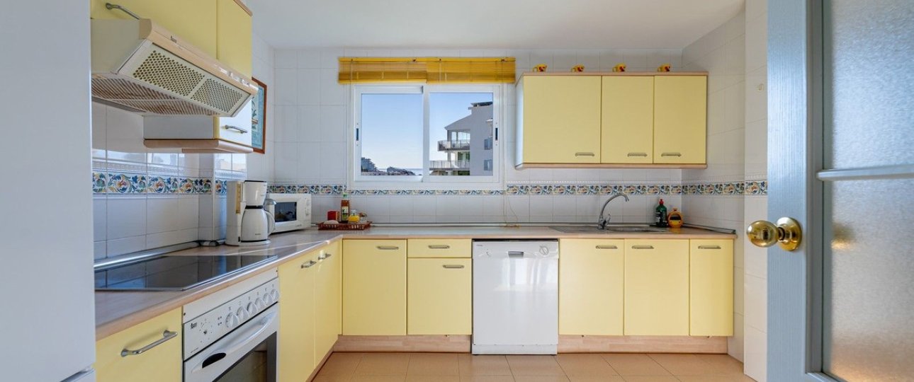 Resale - apartment - Benalmadena - Benalmadena Costa