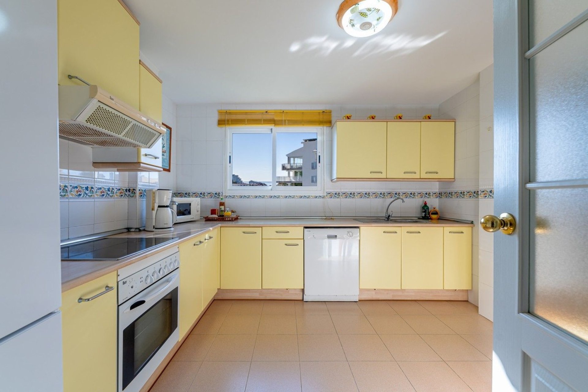 Resale - apartment - Benalmadena - Benalmadena Costa