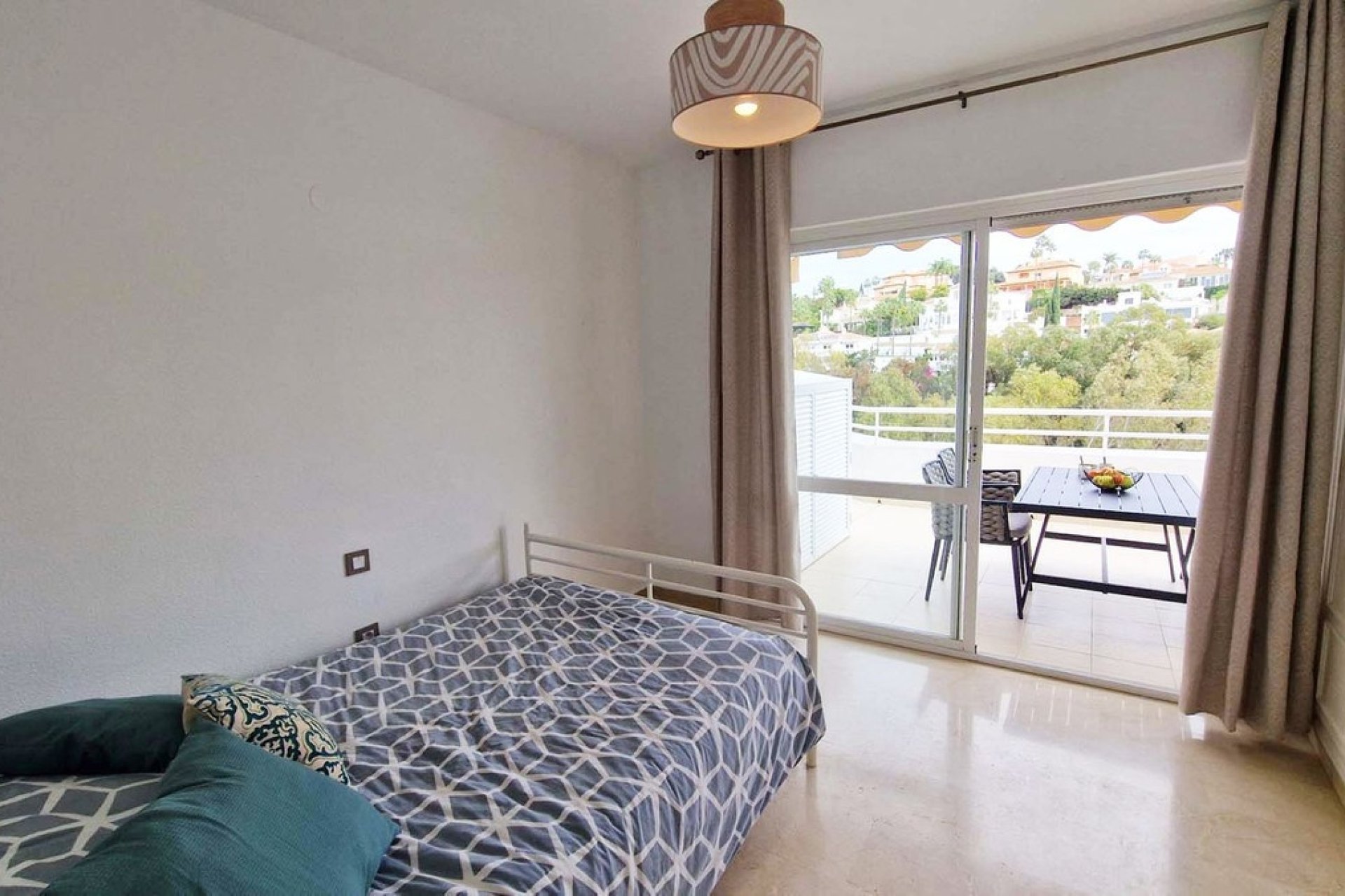 Resale - apartment - Benalmadena - Benalmadena Costa