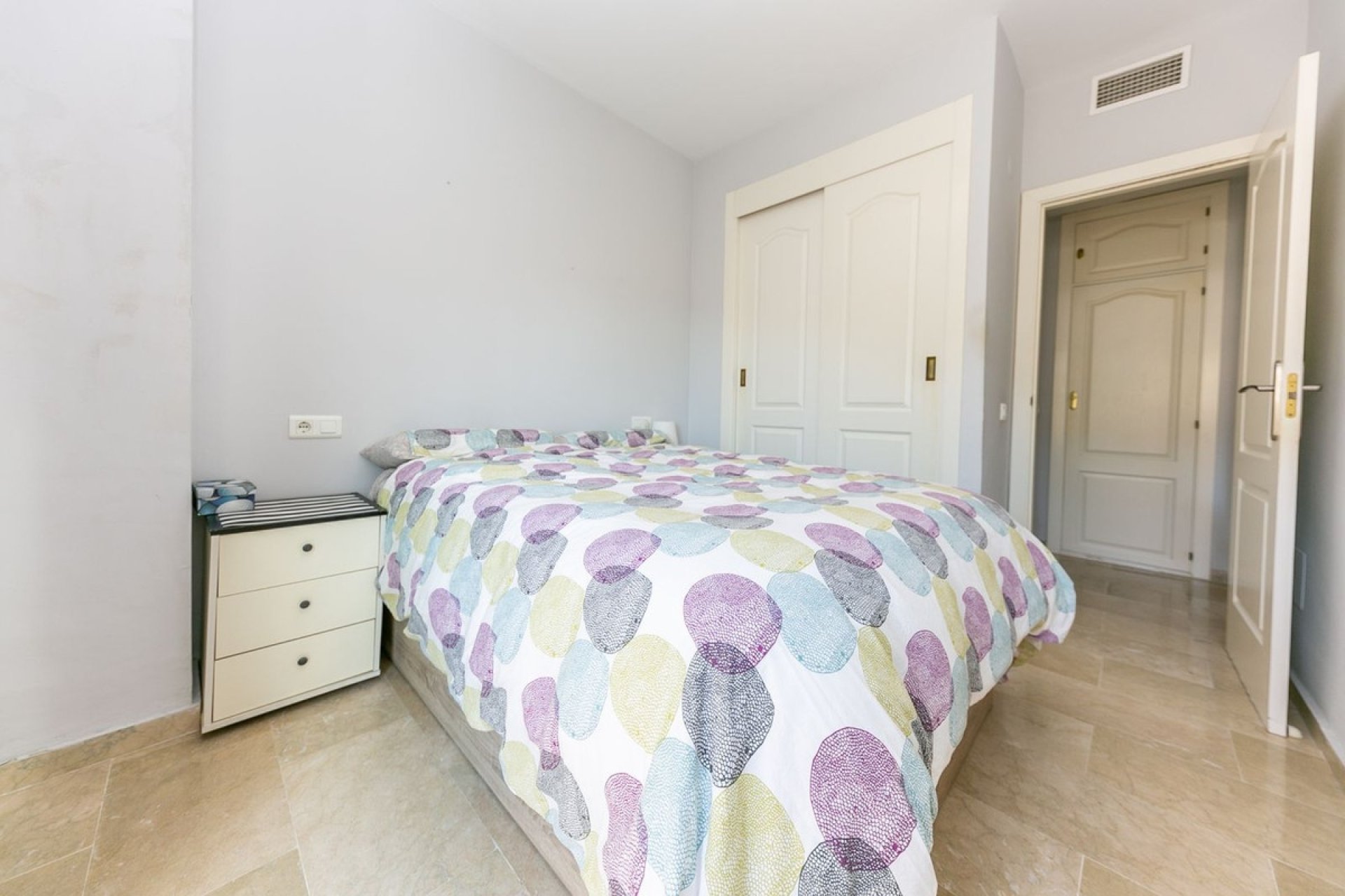 Resale - apartment - Benalmadena - Torrequebrada