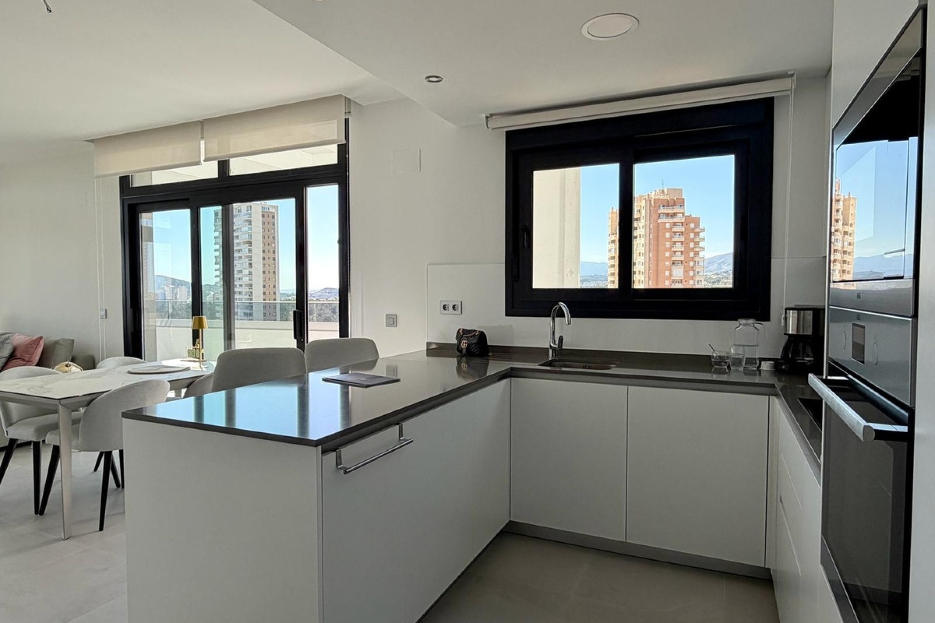 Resale - apartment - Benidorm - Benidorm Centro