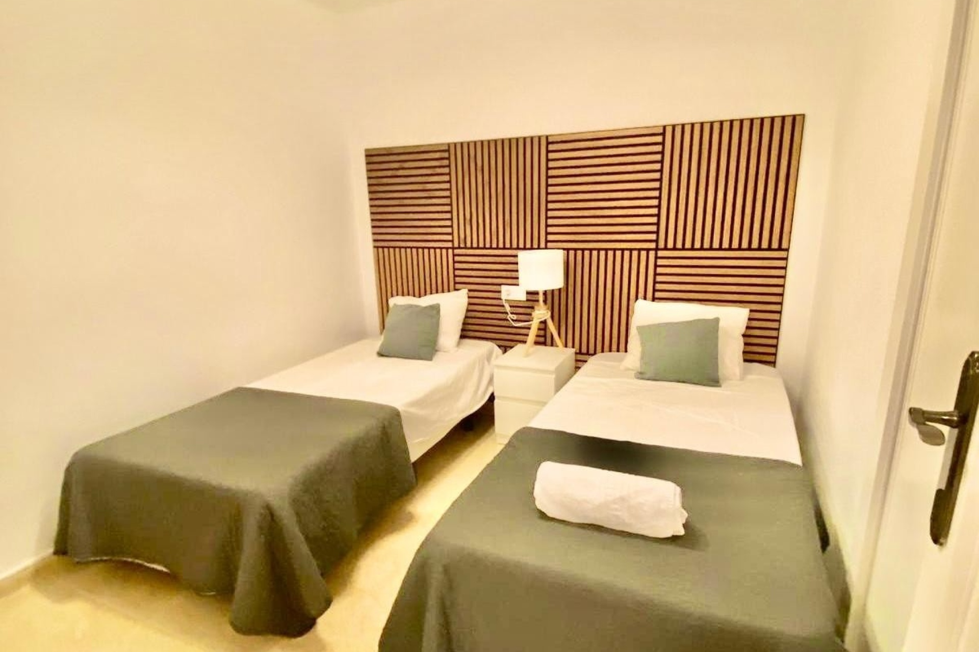 Resale - apartment - Benidorm - Benidorm Centro