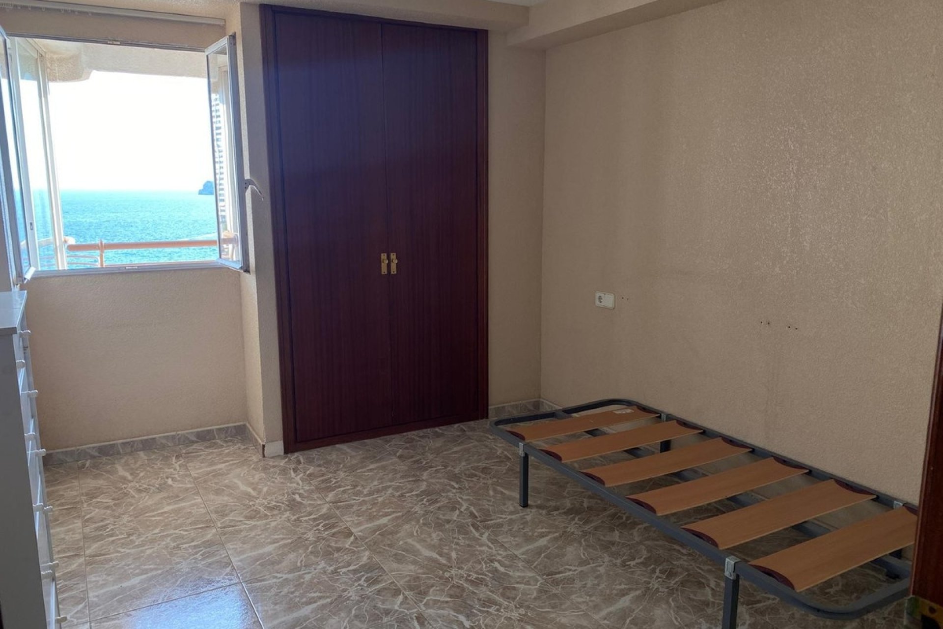 Resale - apartment - Benidorm - Benidorm Centro