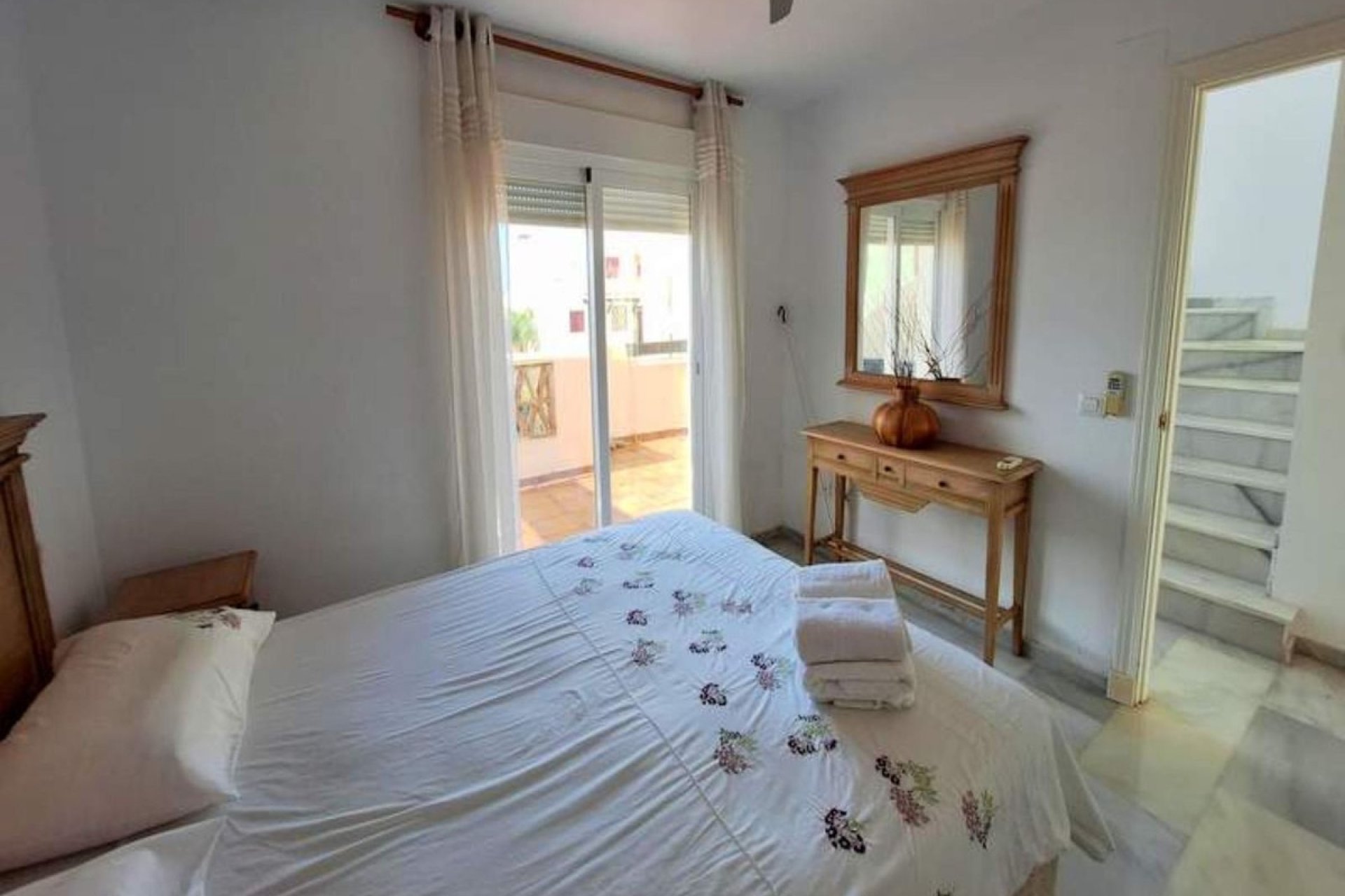 Resale - apartment - Casares - Casares Centro