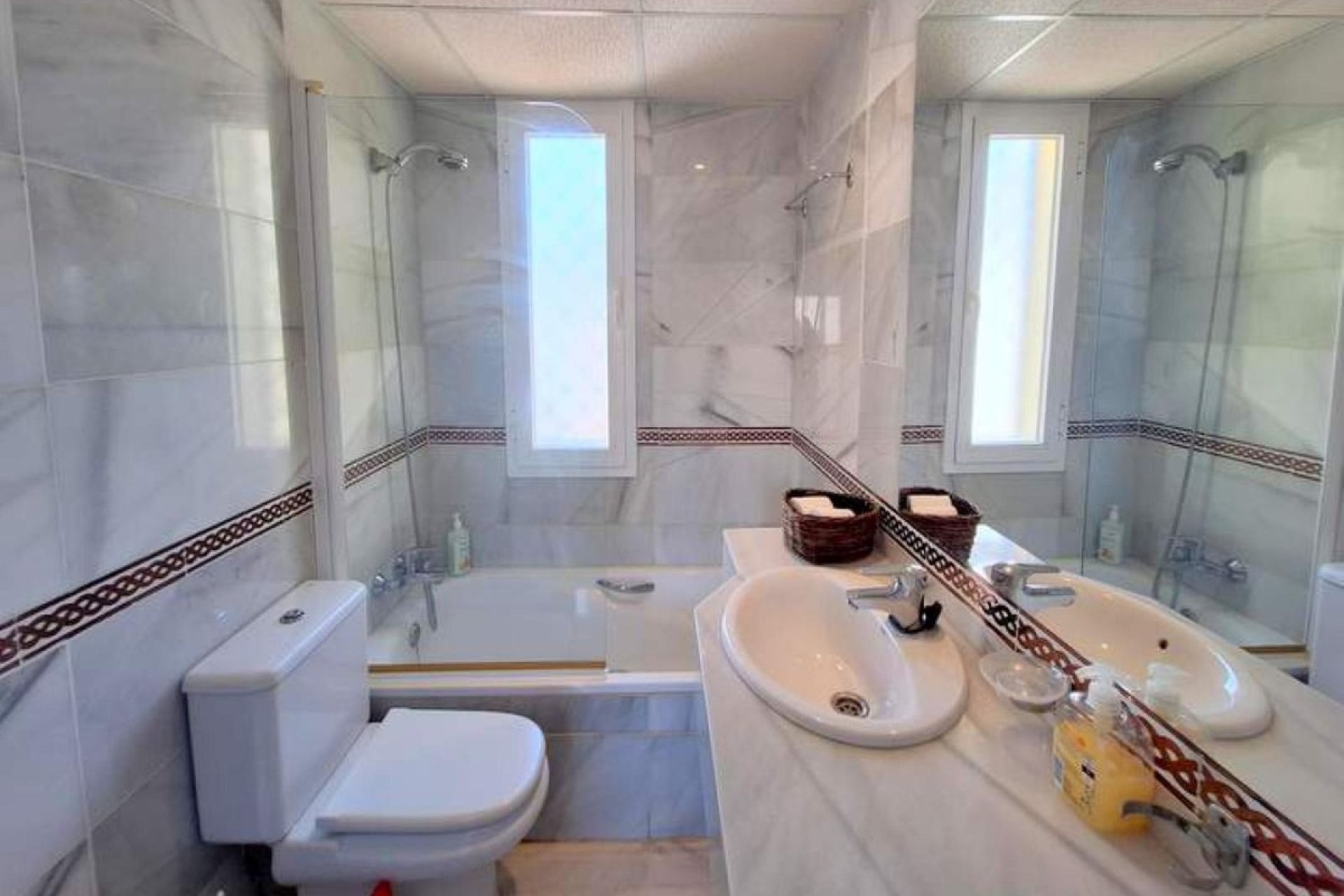 Resale - apartment - Casares - Casares Centro