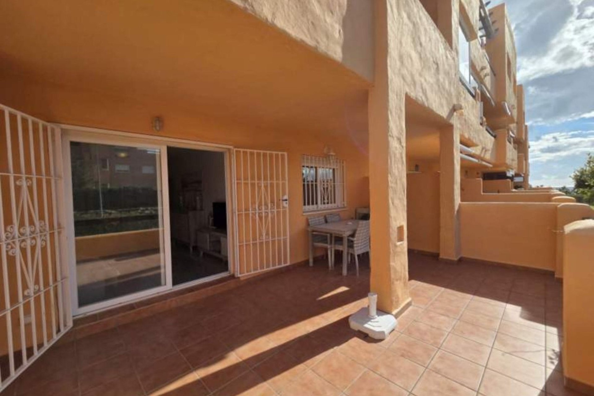 Resale - apartment - Casares - Casares Centro