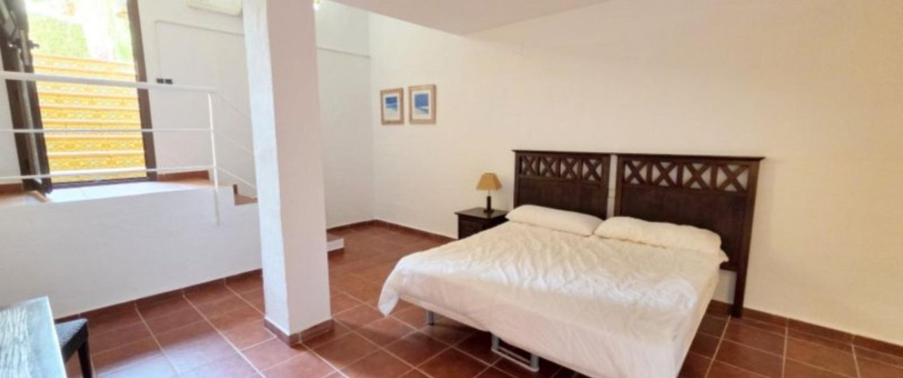 Resale - apartment - Casares - Casares Centro