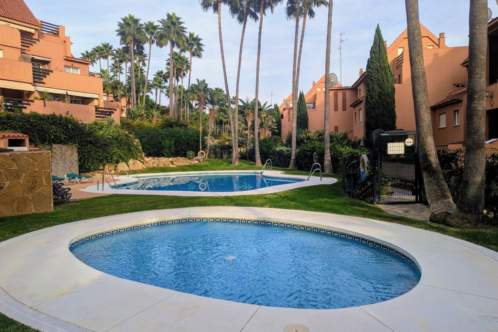 Resale - apartment - Casares - Casares Centro