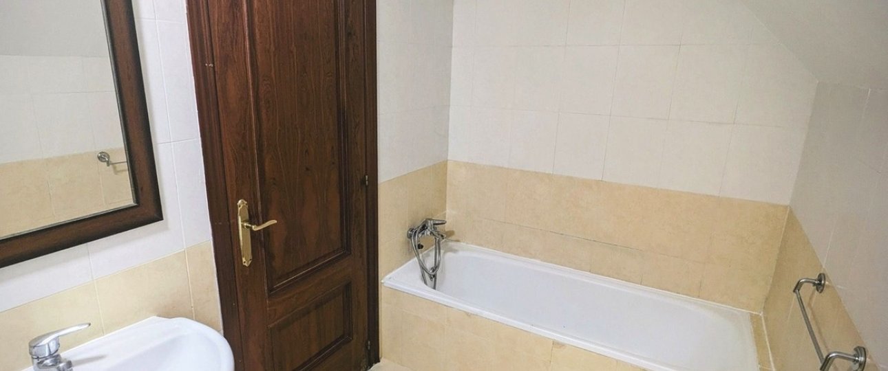 Resale - apartment - Casares - Casares Centro