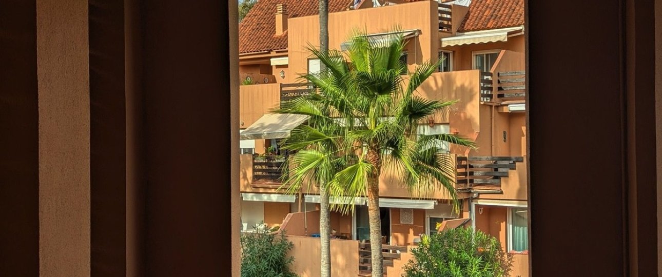 Resale - apartment - Casares - Casares Centro
