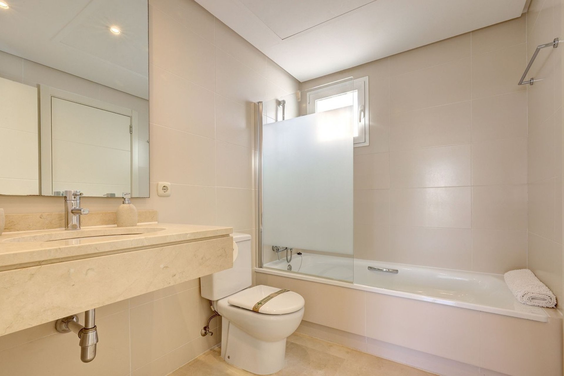 Resale - apartment - Casares - Casares Centro
