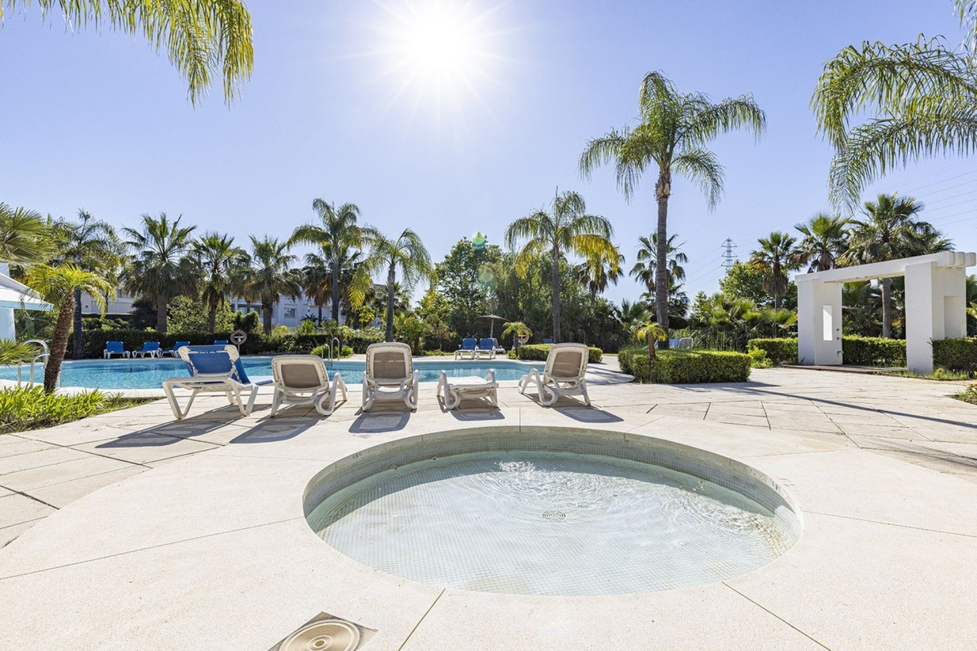 Resale - apartment - Casares - Casares Centro