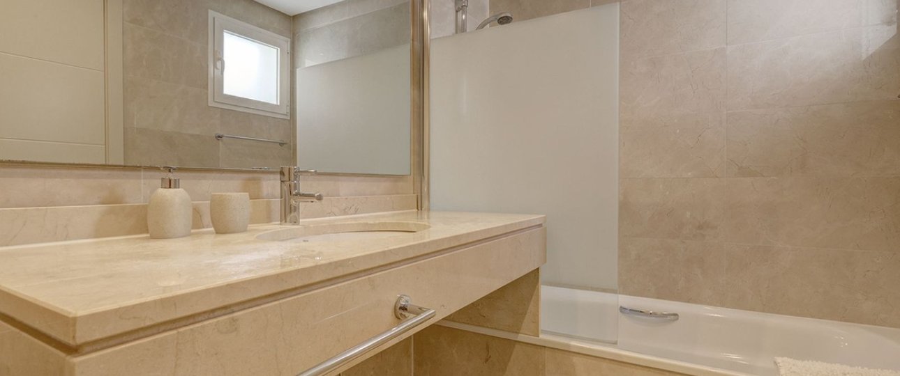 Resale - apartment - Casares - Casares Centro