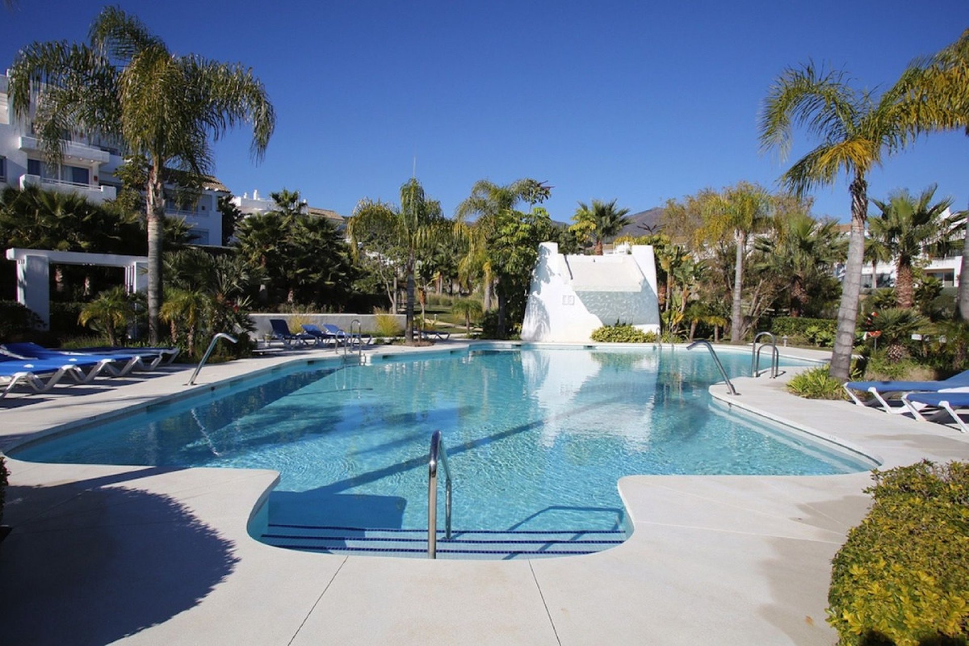 Resale - apartment - Casares - Casares Centro