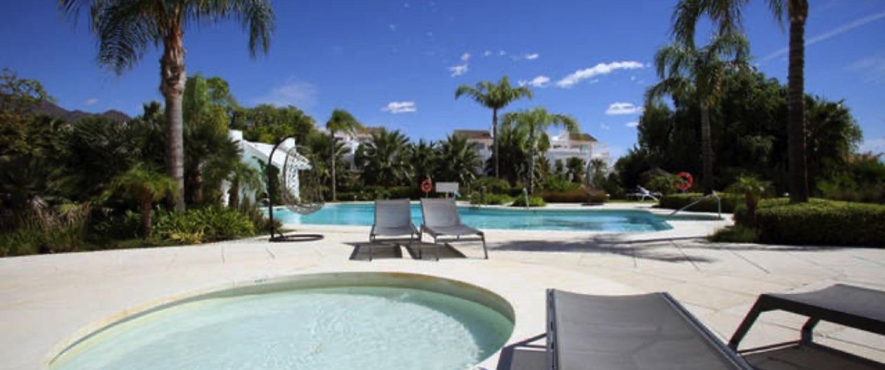 Resale - apartment - Casares - Casares Centro