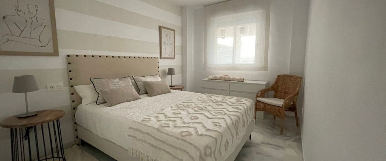 Resale - apartment - Casares - Casares Centro