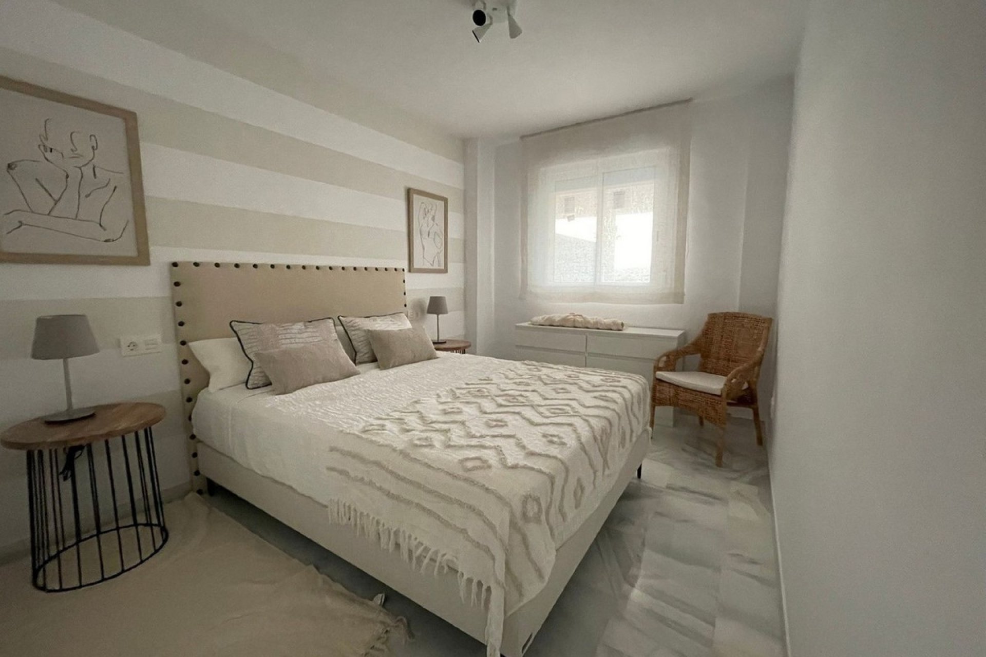 Resale - apartment - Casares - Casares Centro