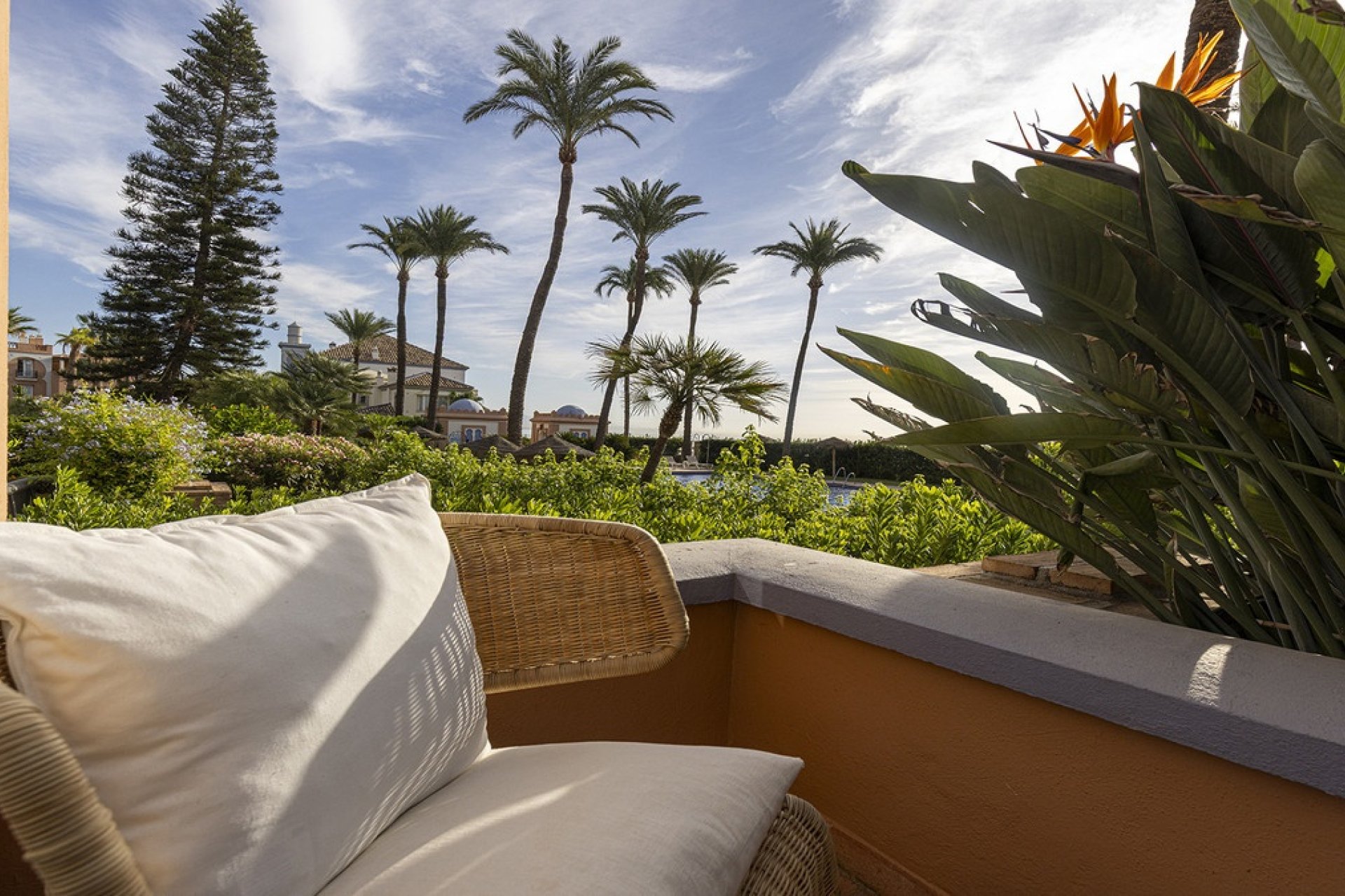 Resale - apartment - Casares - Casares Centro